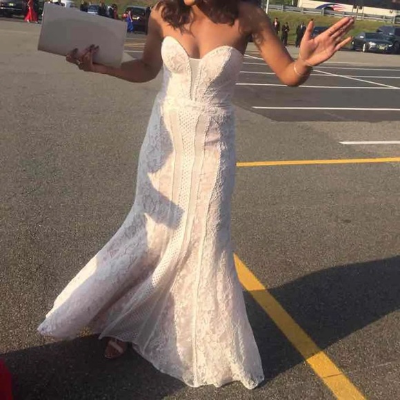 PRICE DROP Camille La Vie prom dress 💞 - Picture 2 of 5